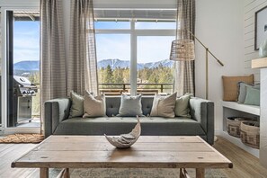 Smart TV, chimenea
