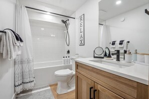 Unclassified image, 5 of 28, button