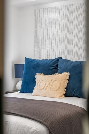 2 bedrooms, desk, iron/ironing board, free WiFi