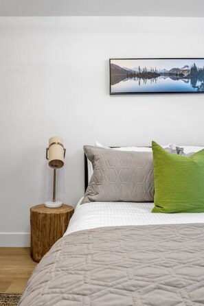 2 Schlafzimmer, Schreibtisch, Bügeleisen/Bügelbrett, kostenloses WLAN