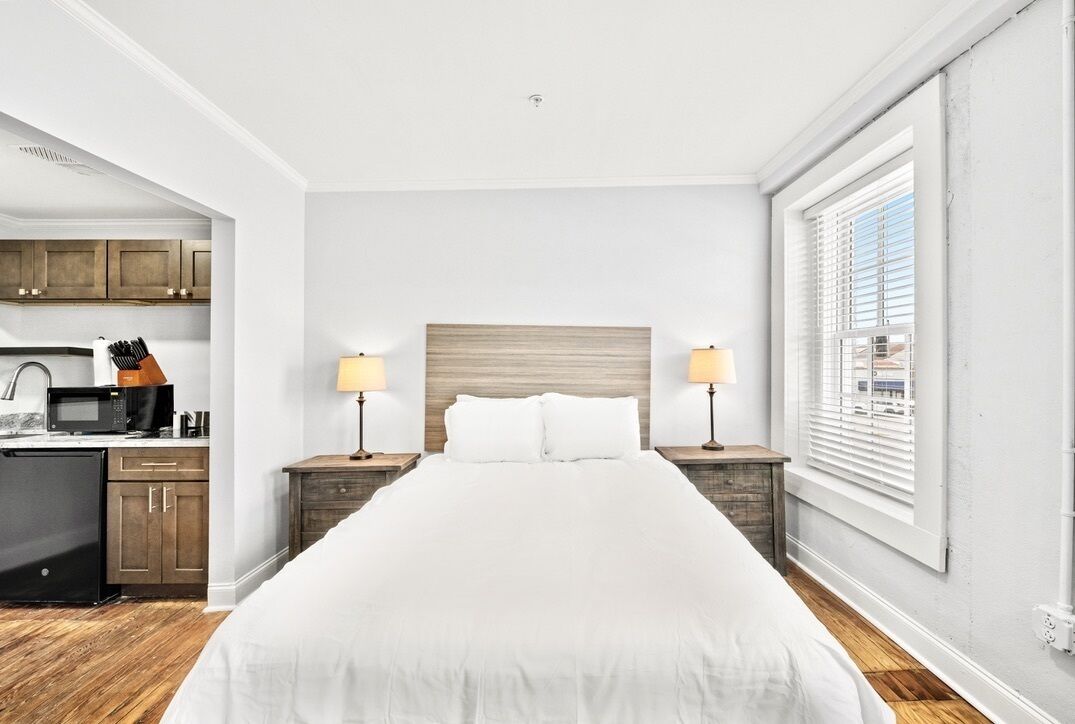 Private Studio Getaway in the Heart of Downtown!