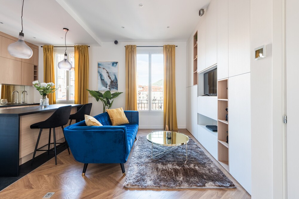 Appartement 2 pieces LUXE - Climatisé - ACROPOLIS