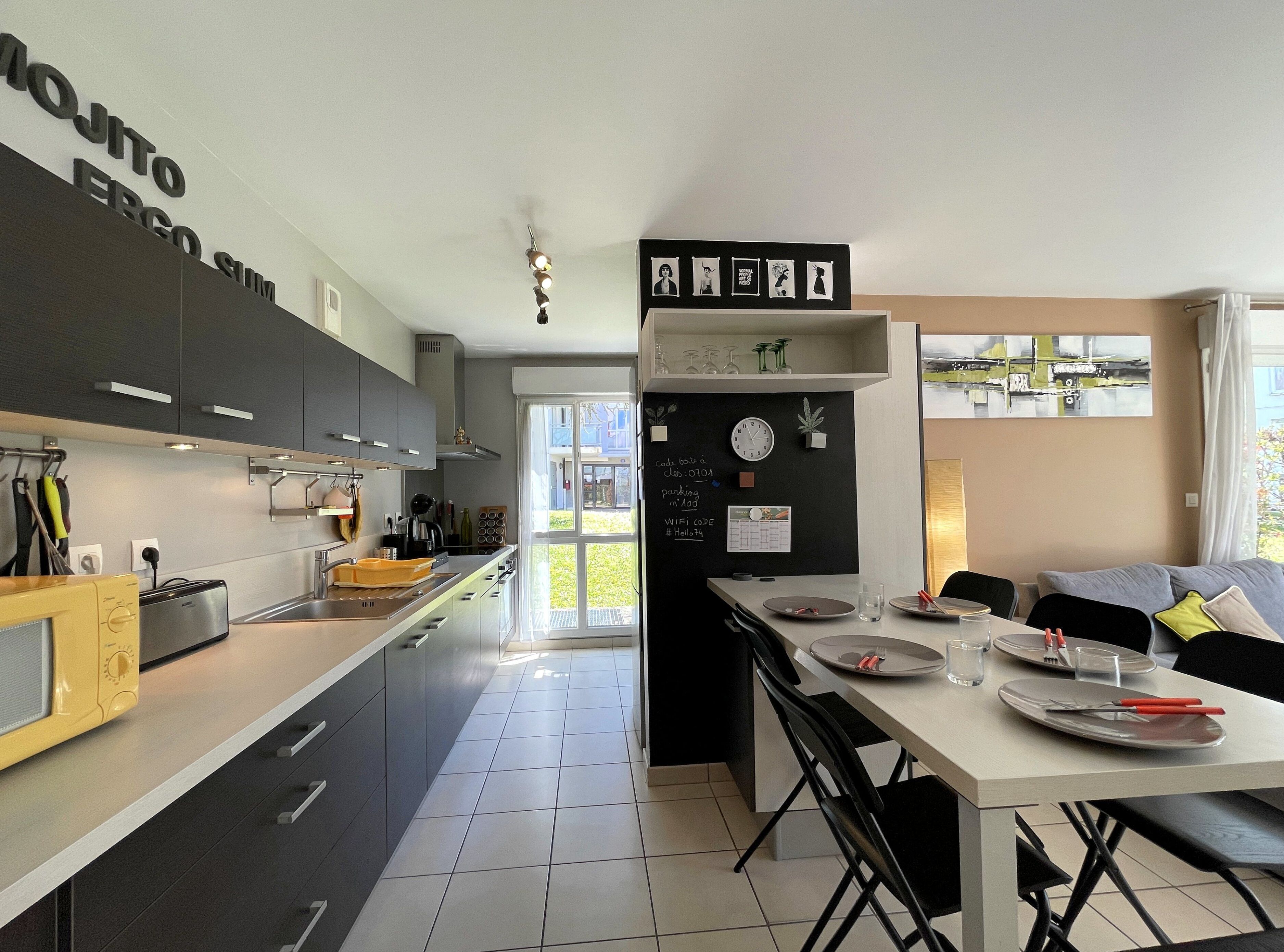 Beautiful T4 + Parking + Large Terrace