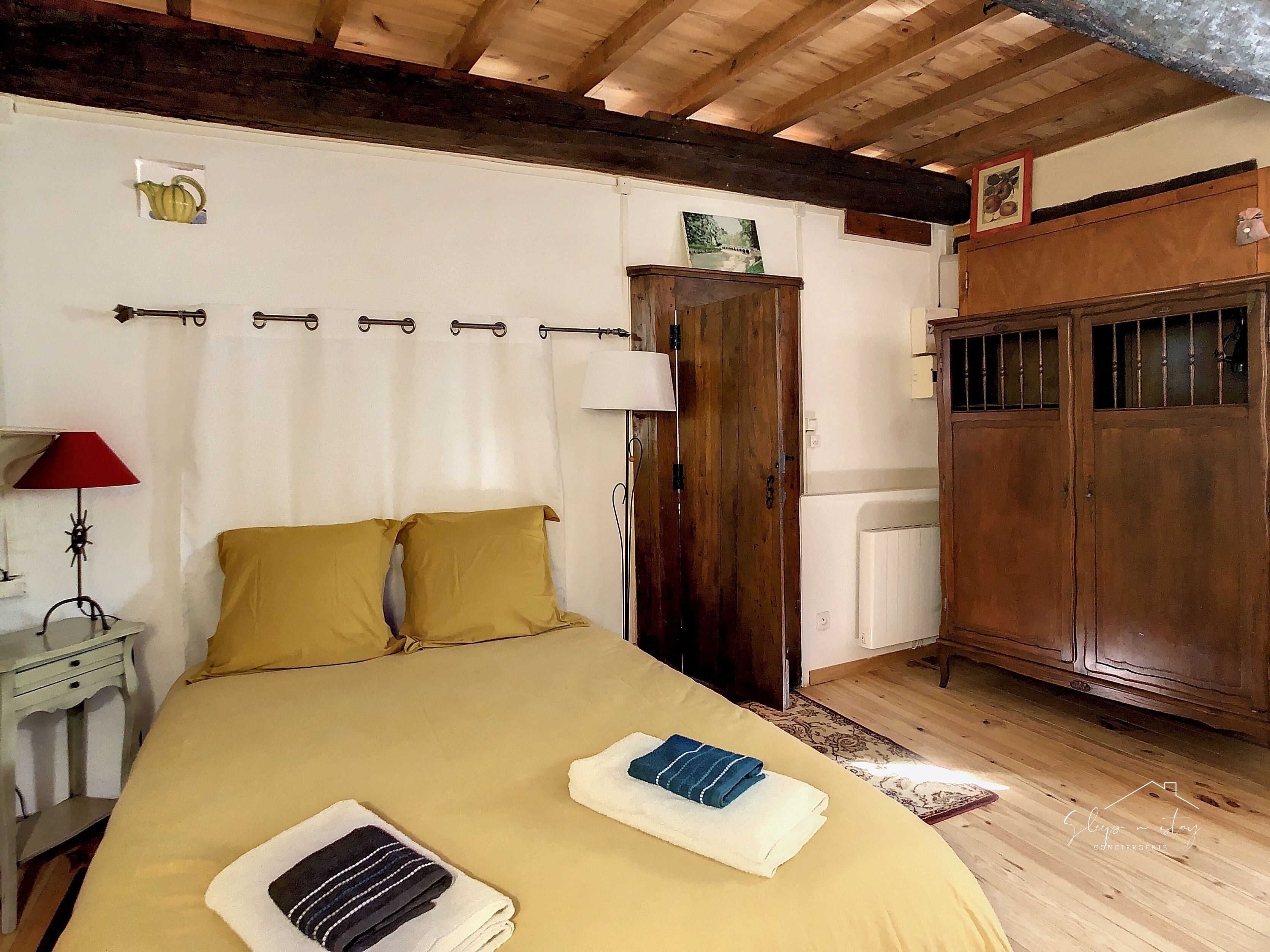 ** Adorable house with terrace - South of France **