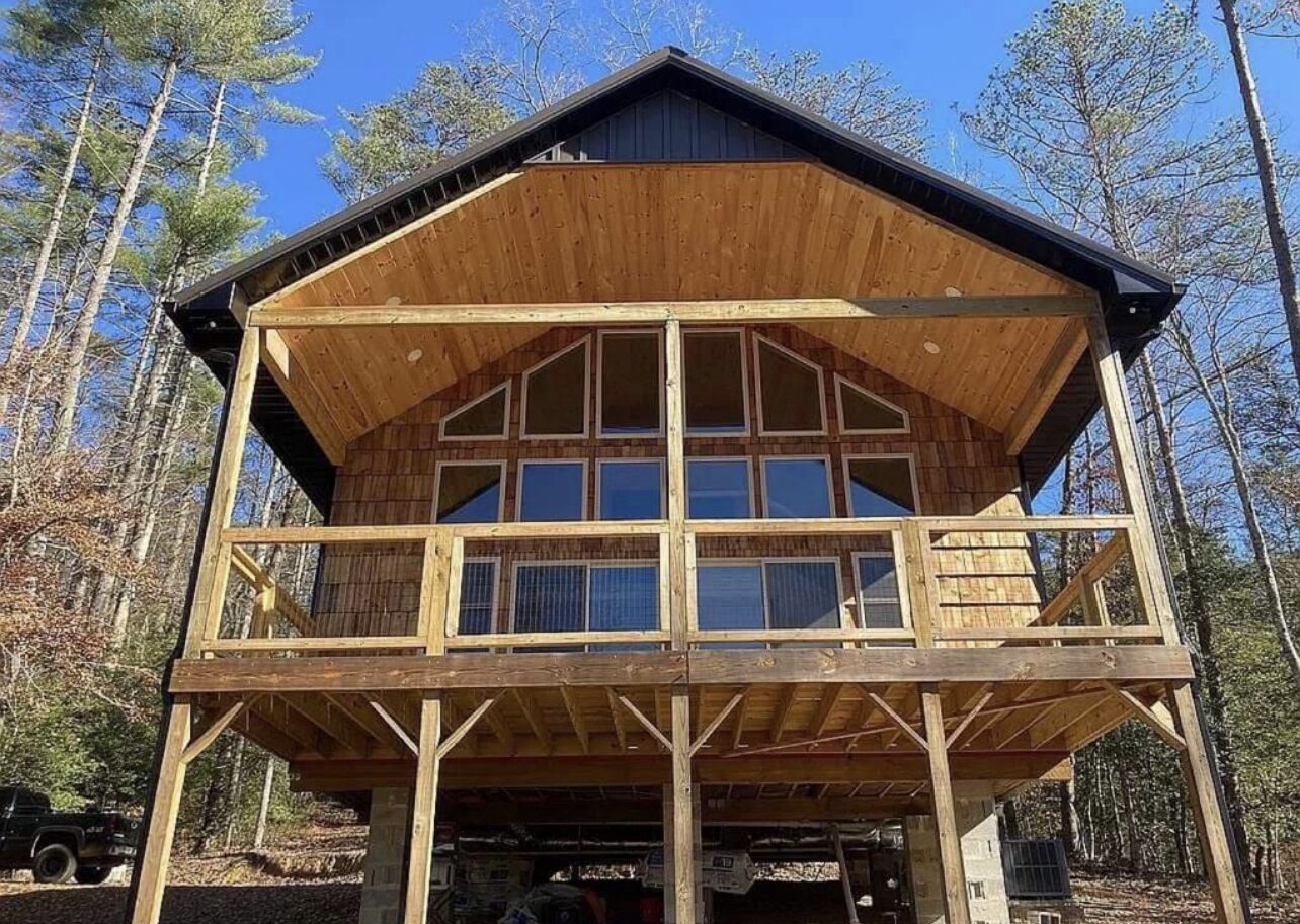 Modern Reliance Cabin