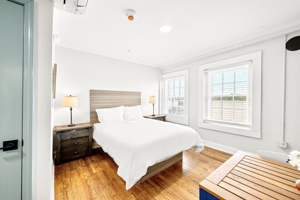 Historic Riverfront Studio Getaway by Main Street!