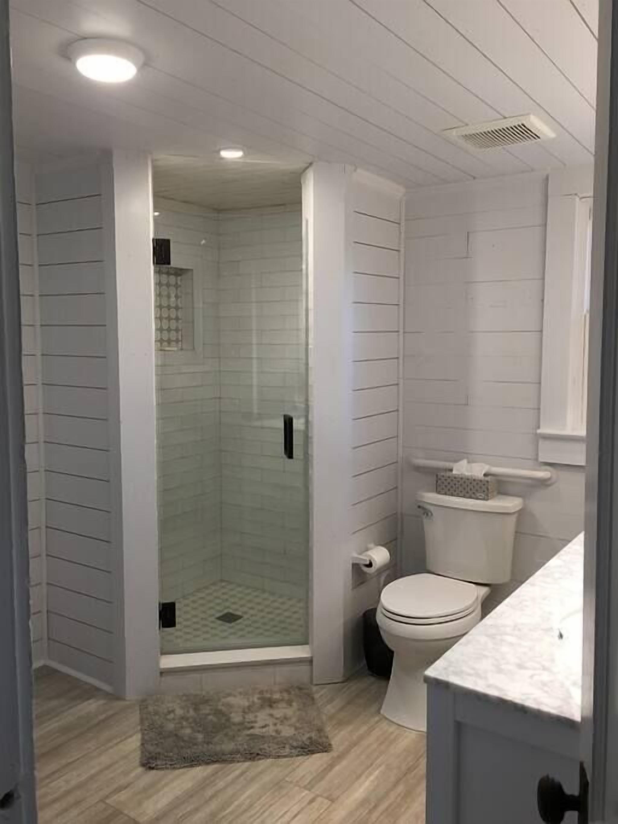 1901 Farmhouse peaceful nature experience