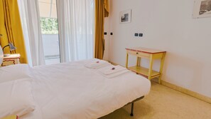 2 bedrooms, free WiFi, bed sheets - 05 Relais du Lac Village (Desenzano del Garda)