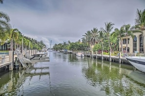 Marina - Multi-Million Dollar Waterfront Villa (Fort Lauderdale)