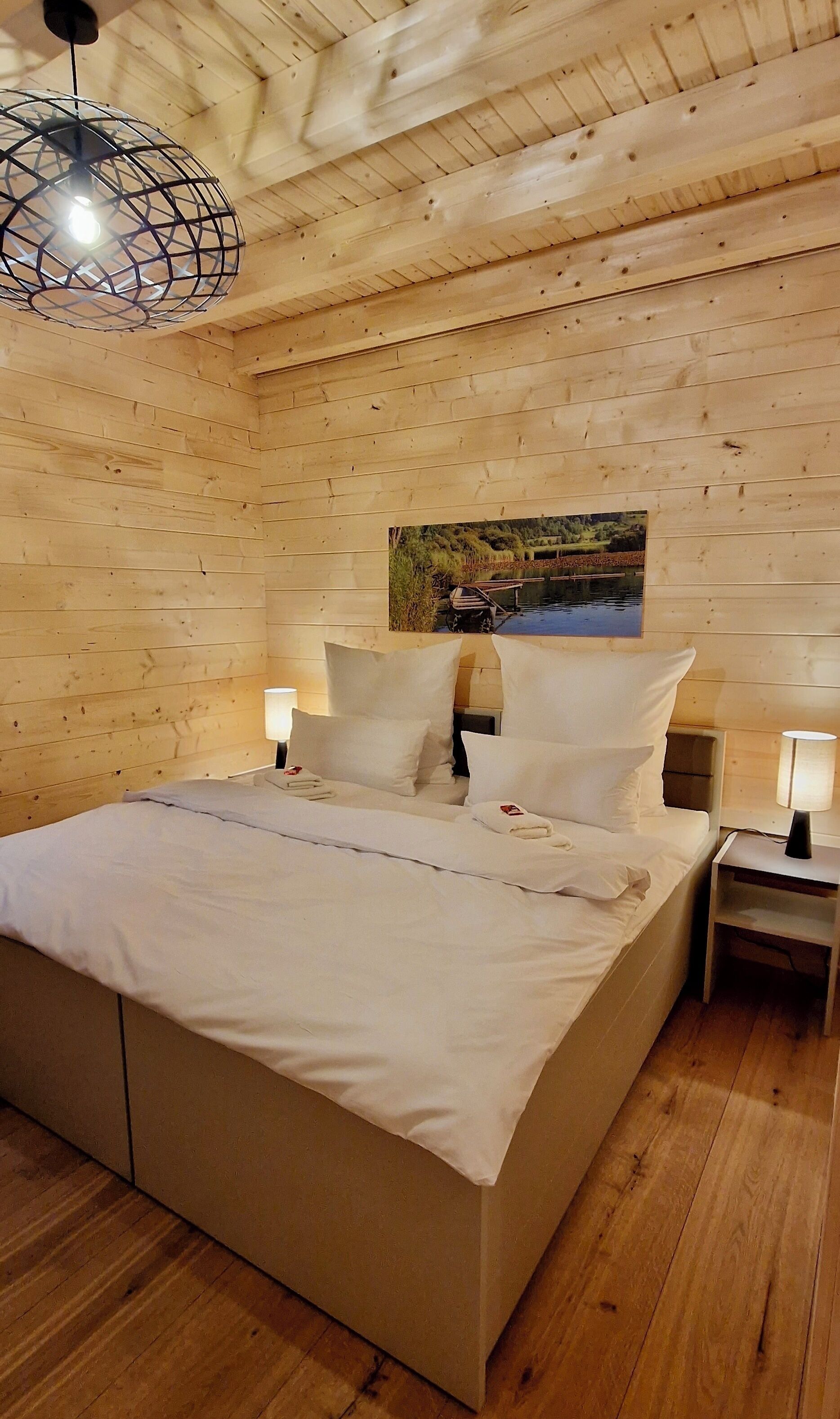 2 soverom, safe på rommet, skrivebord og wi-fi