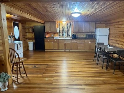 Ash Creek Community House