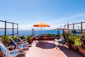 Apartment | 1 bedroom - Alice Apartment With Terrace by Wonderful Italy (Aci Castello)