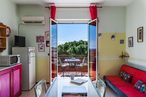 Apartment | 1 bedroom - Alice Apartment With Terrace by Wonderful Italy (Aci Castello)