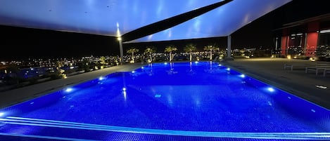 Utomhuspool