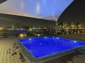 Outdoor pool - EXECUTIVE ,LUXURIOUS ,2BR BEACH APARTMENT (Sharjah)