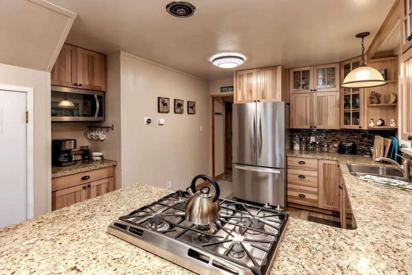 Tahoe Tyme Cabin Walking Distance to town