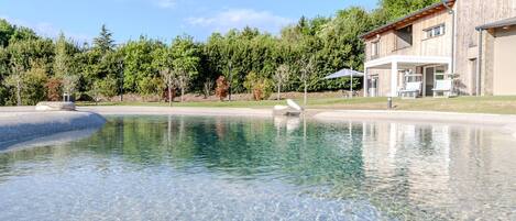Alberca al aire libre