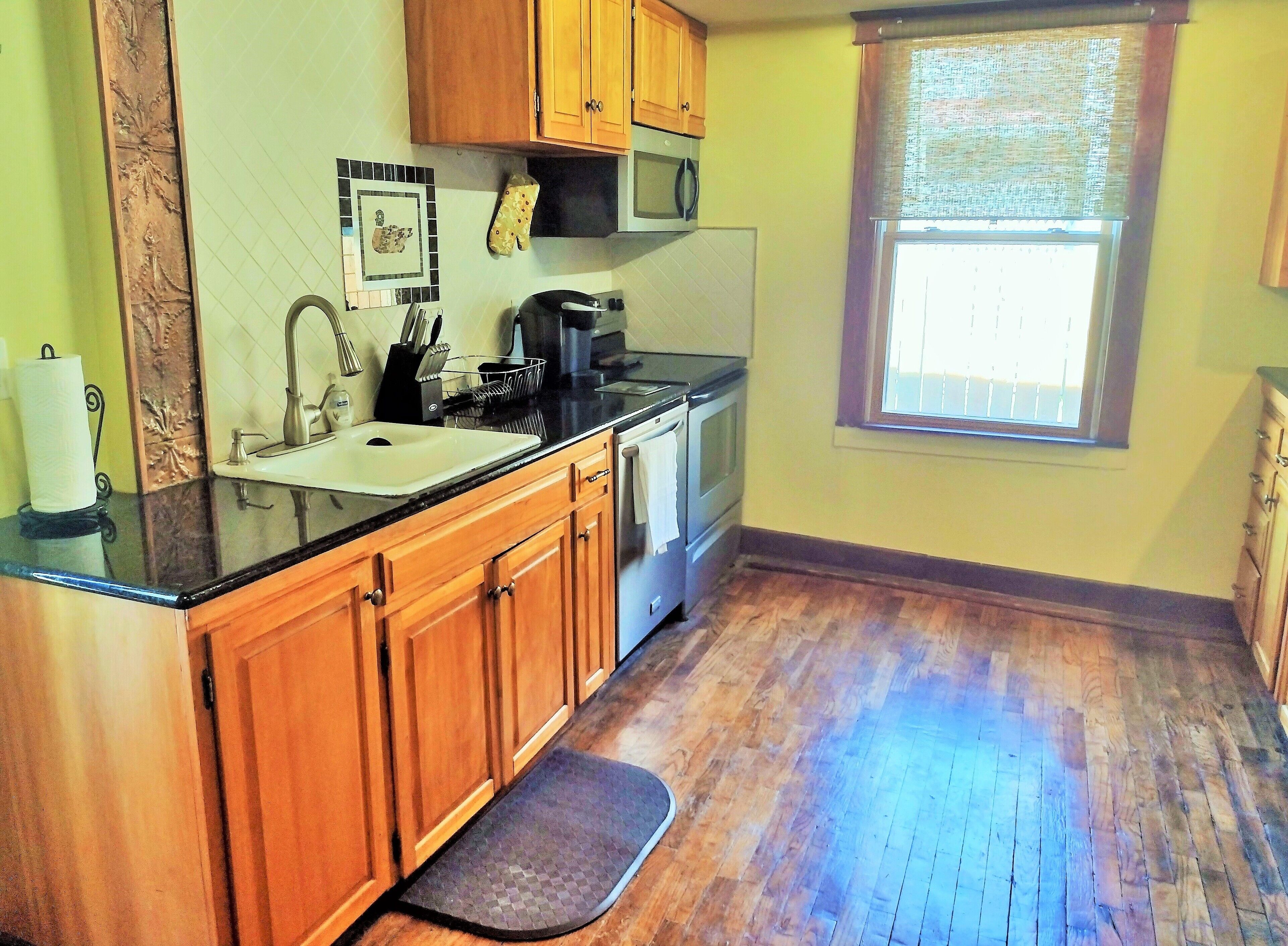 The Hendry House. Beautiful Historic House!