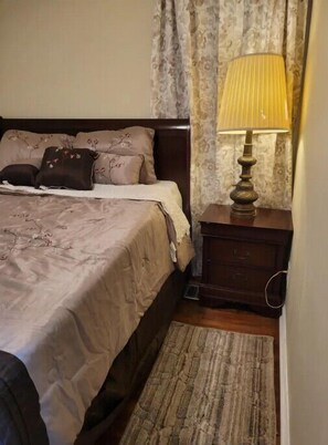 3 bedrooms, bed sheets