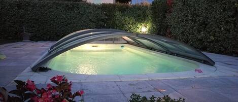 Indoor pool, outdoor pool