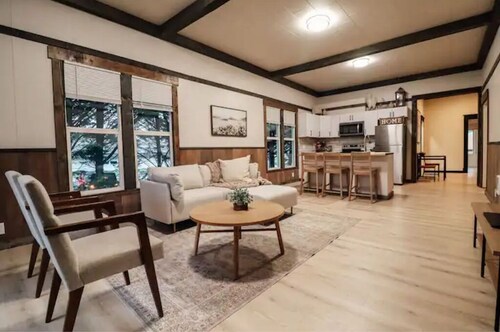 Charming Historic Home in Raymond