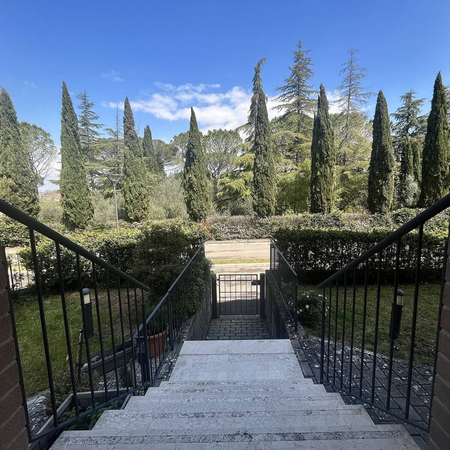 Flat in Asciano with A/C, Garden,view,parking,walk distance to the centre, quiet