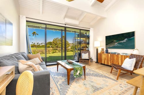Condo | Living room