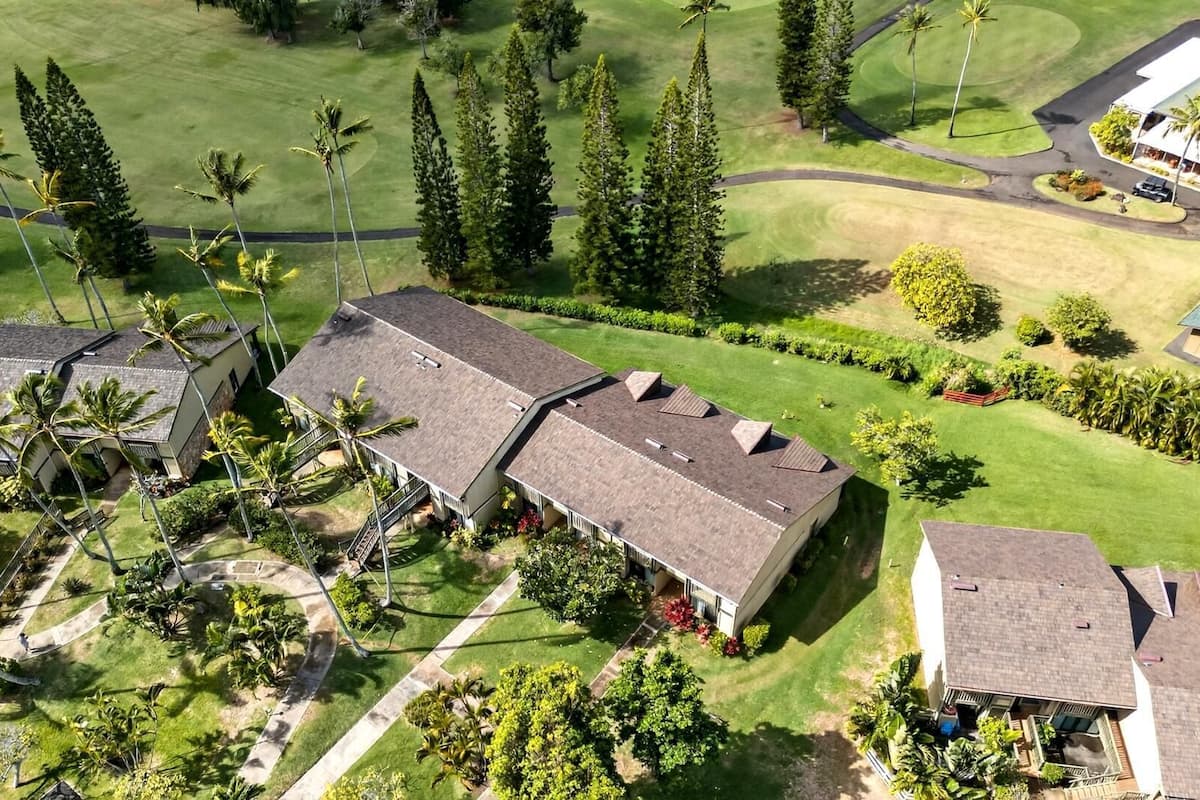 Condo | Front of property