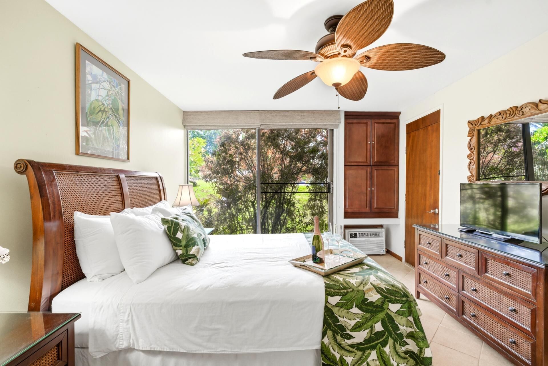 公寓式客房 (1 Bedroom) | 1 多间卧室、熨斗/熨衣板、床单