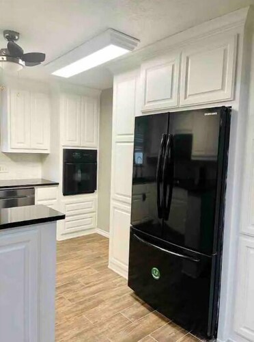 Lavish Living on Monroe