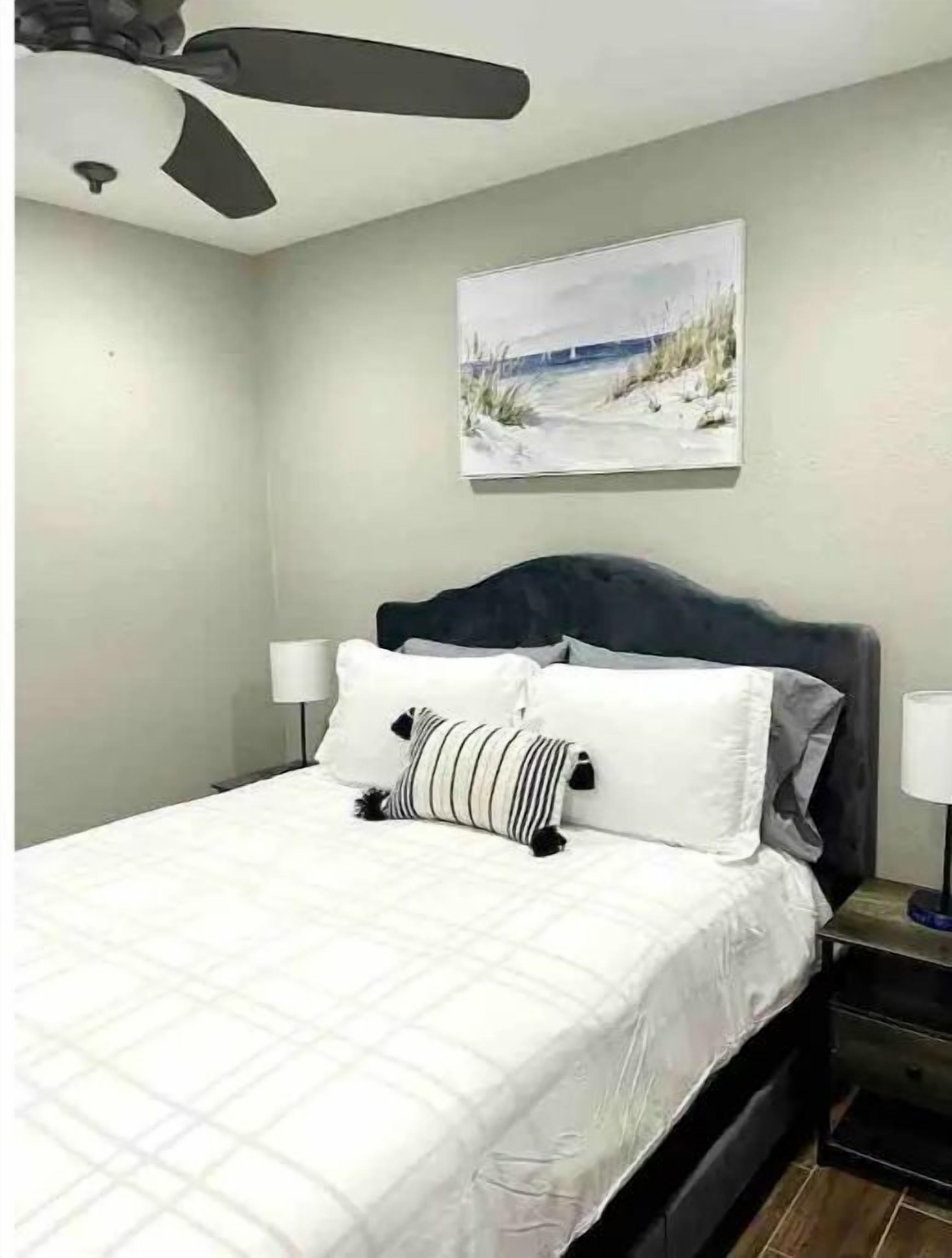 Lavish Living on Monroe