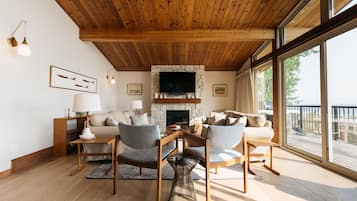 Smart-TV, Kamin