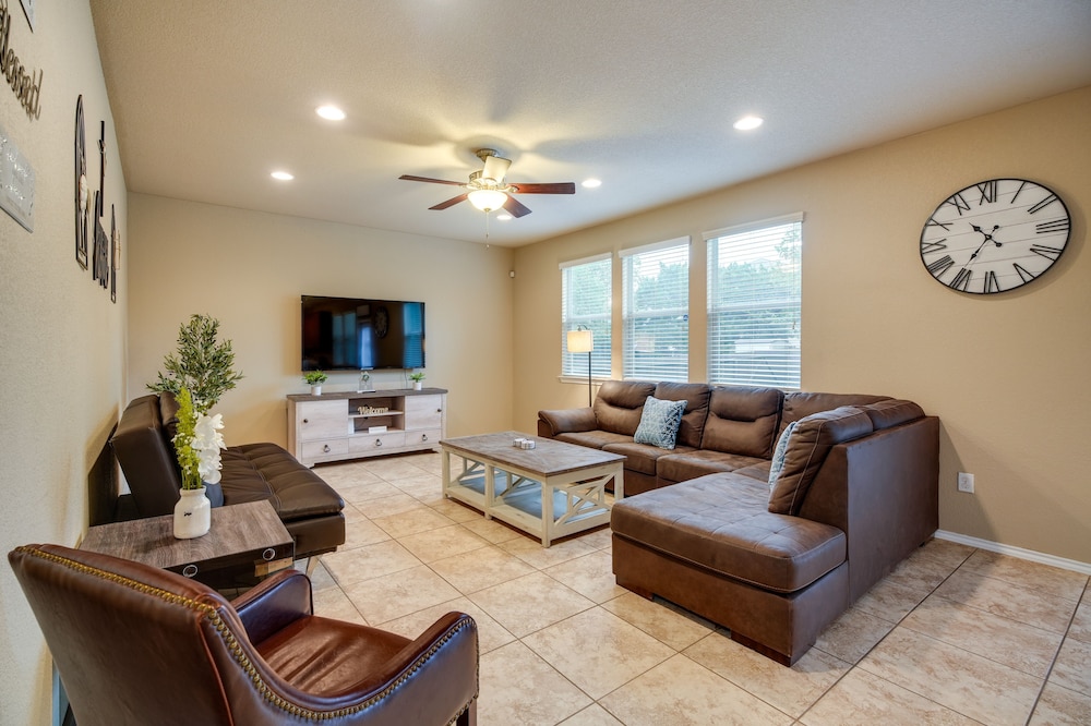 San Antonio Vacation Rental w/ Patio Near SeaWorld