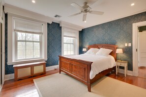 4 Schlafzimmer, Reisekinderbett, Internetzugang, Bettwäsche