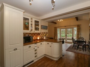 Fridge, dishwasher, electric kettle, toaster - Heathfield (Taunton)