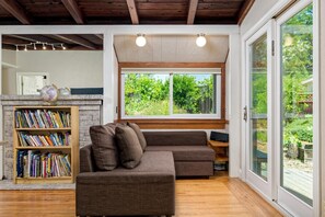 Interior - Safe, Quiet Home Located Near Parks, BART, and SF (Walnut Creek)