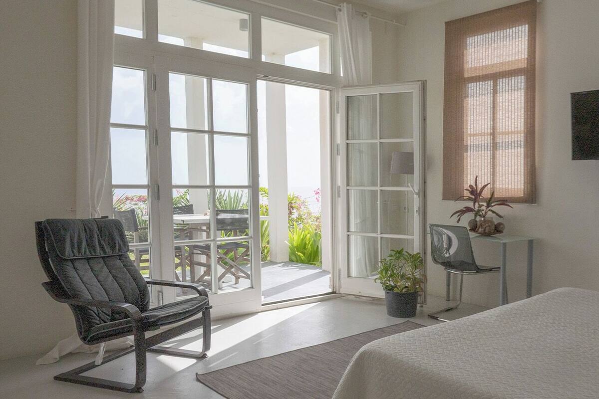 1 bedroom, premium bedding, Select Comfort beds, iron/ironing board
