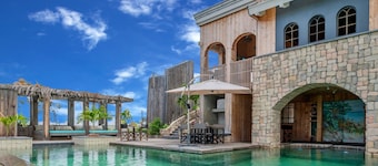 Whale Tails Island Suites & Villas