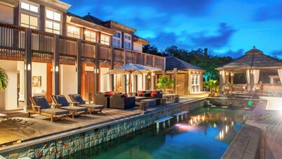 Whale Tails Island Suites & Villas