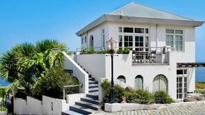Suite – deluxe | Individuelt dekorert, individuelt innredet og skrivebord