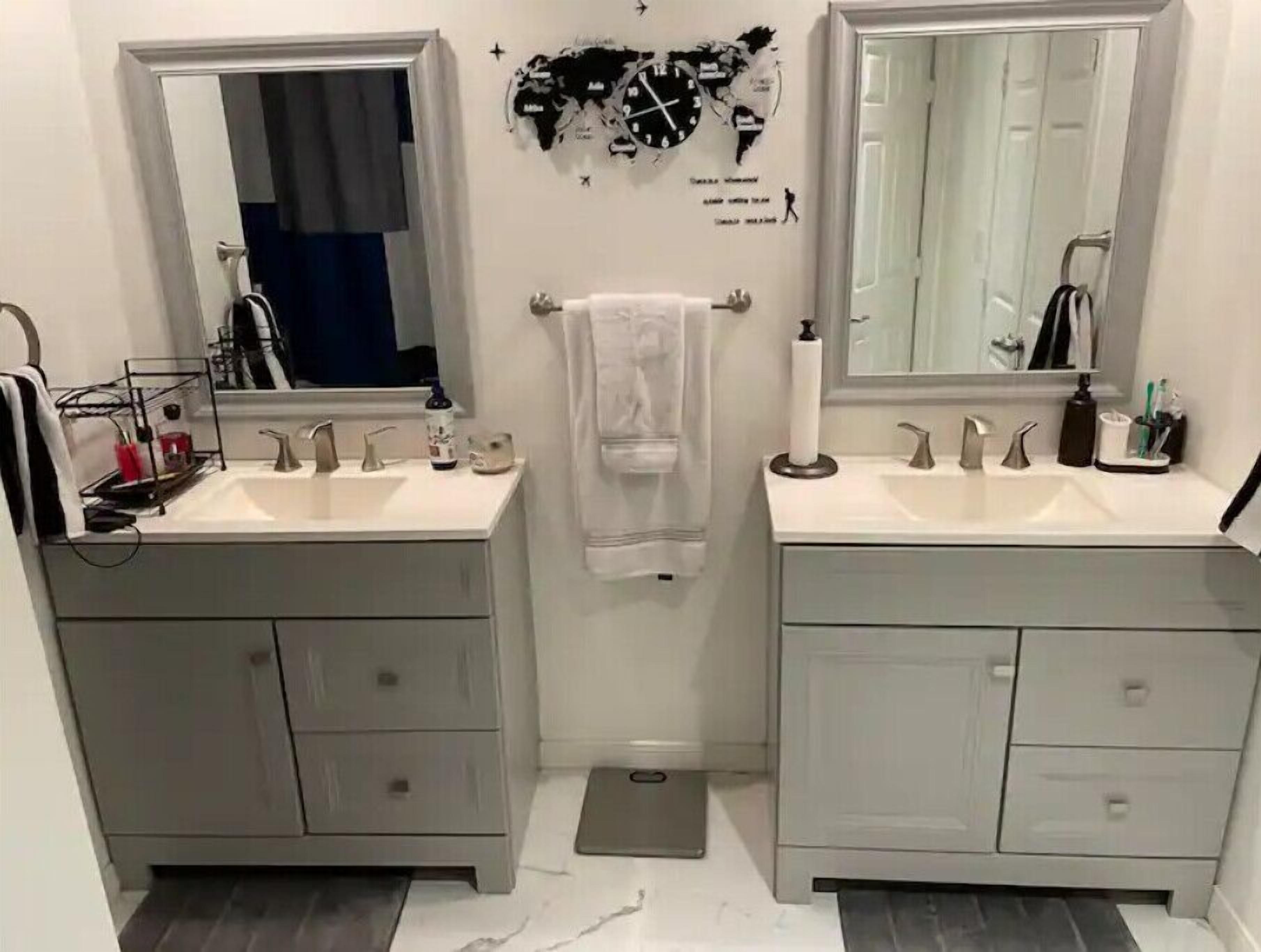 Cozy Apartment No Cleaning Fee in Uptown Houston