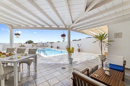 Villa Flora - Villasexperience