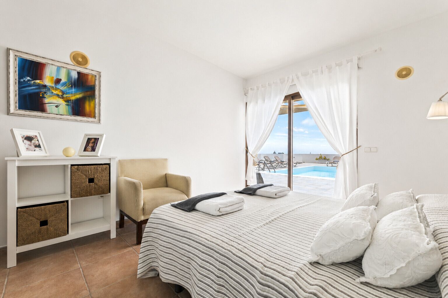 3 bedrooms, free WiFi, bed sheets