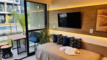 Family Room | 1 bedroom, pillow-top beds, blackout curtains, free WiFi