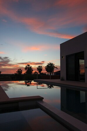 Outdoor pool, an infinity pool