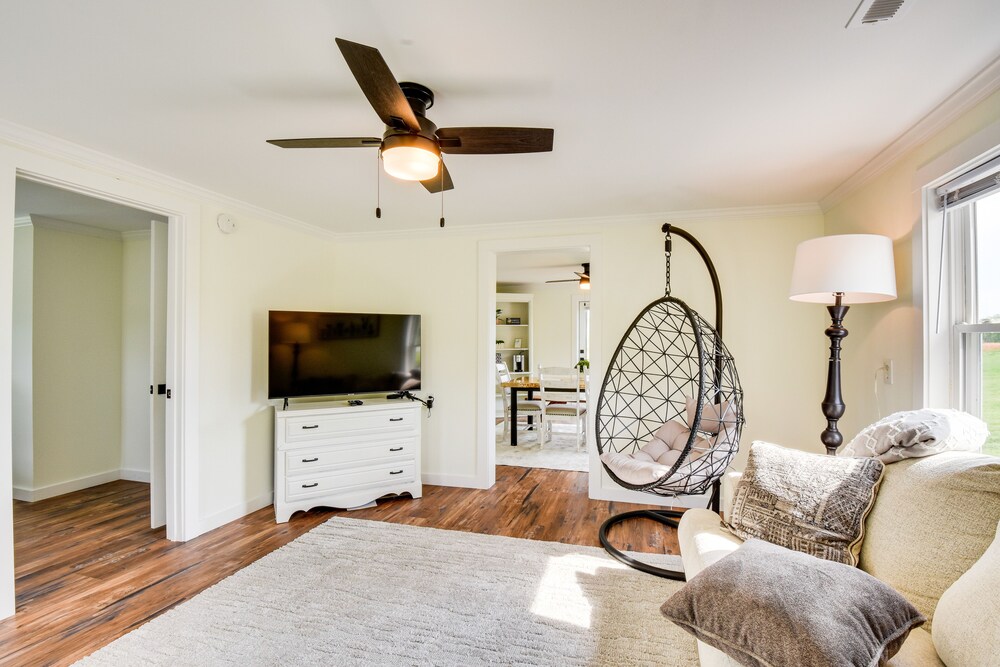 Cozy Fair Play Home w/ Deck 4 Mi to Lake Hartwell! Fair Play Vrbo