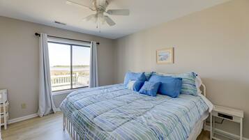 3 bedrooms, iron/ironing board, travel crib, internet