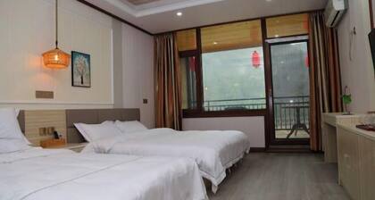 Xianhua Farmhouse
