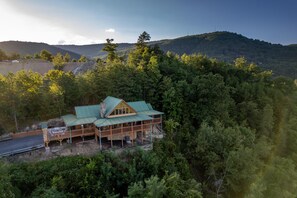 Exterior - Cloud Nine Views #310 (Sevierville)