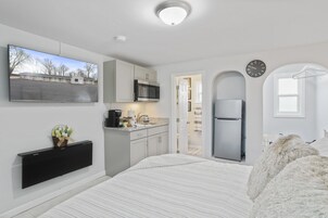 Habitación individual Confort | Ropa de cama de alta calidad y colchones viscoelásticos